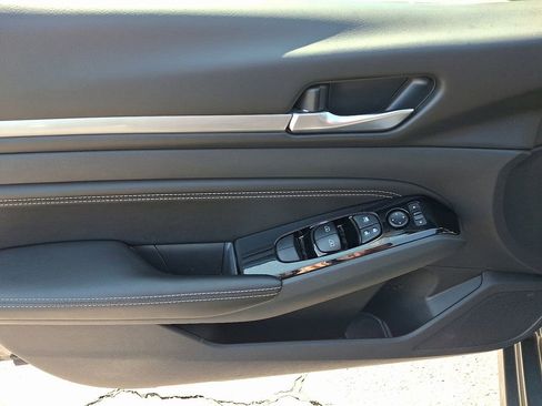 Used 2021 Nissan Altima 2.5 SL image 13