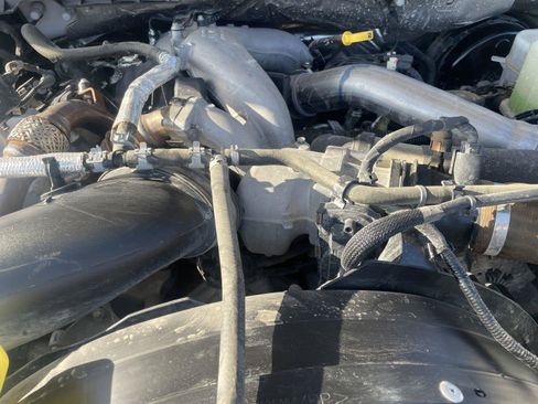 Used 2025 Ford F250 Lariat AWD/4WD image 31