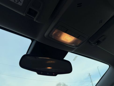 Used 2019 Chevrolet Trax LT w/ Driver Confidence Package image 37