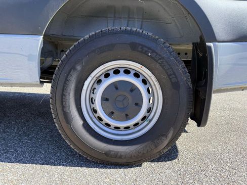 Used 2024 Mercedes-Benz Sprinter 144 Cargo image 9