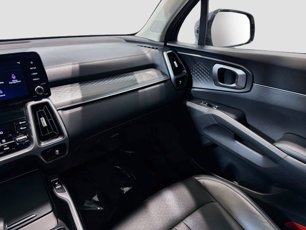 Used 2023 Kia Sorento S w/ Panoramic Sunroof Package FWD image 26