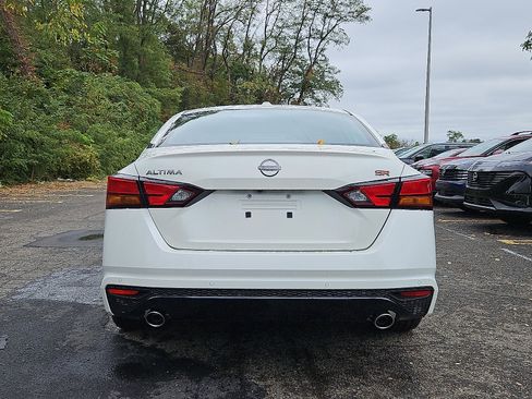 New 2025 Nissan Altima 2.5 SR w/ SR Premium Package image 5