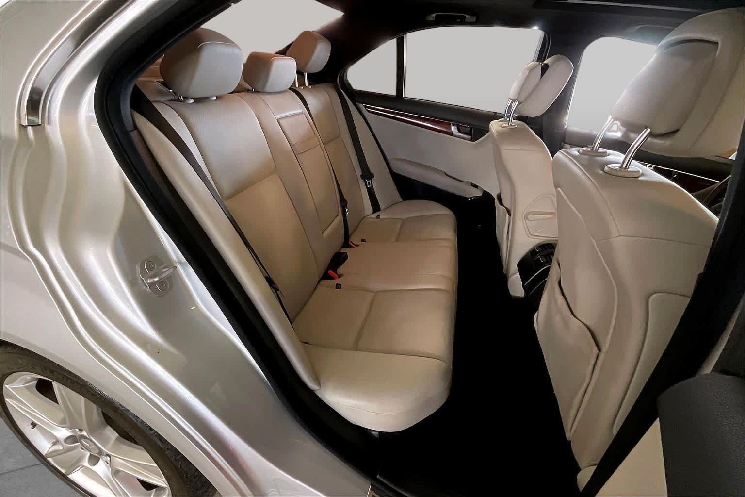 Used 2011 Mercedes-Benz C 300 Sedan image 18