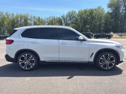 Used 2019 BMW X5 xDrive40i w/ Premium Package 2 AWD/4WD image 25