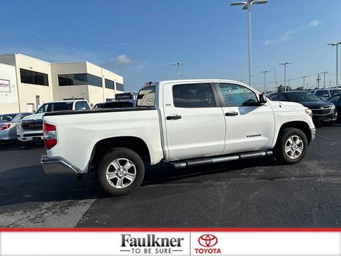 Certified 2019 Toyota Tundra SR5 AWD/4WD image 7