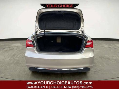 Used 2013 Chrysler 200 Limited FWD image 30