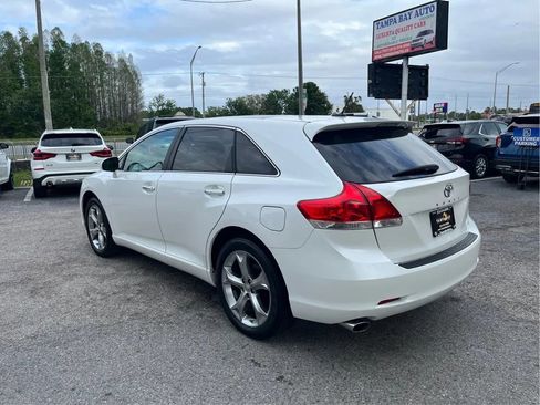Used 2010 Toyota Venza AWD image 7