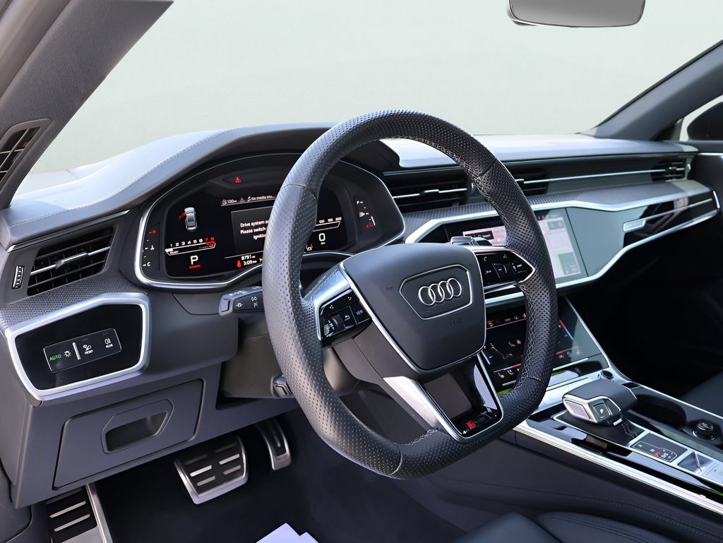 Used 2023 Audi RS 7 Sportback AWD/4WD image 18
