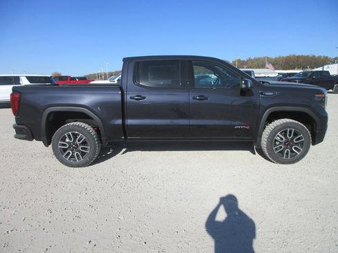 New 2026 GMC Sierra 1500 AT4 w/ AT4 Premium Package image 3