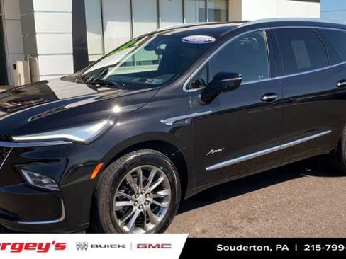 Used 2022 Buick Enclave Avenir w/ Avenir Technology Package AWD/4WD image 5