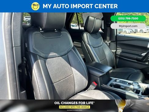 Used 2020 Ford Explorer ST w/ ST Street Pack AWD/4WD image 32