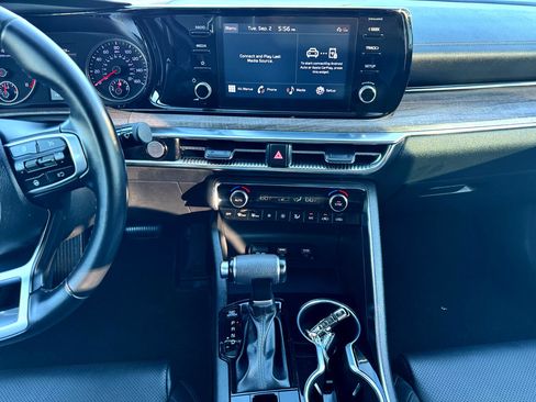 Used 2021 Kia K5 EX image 11