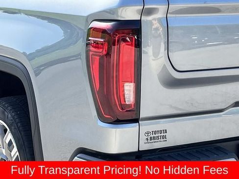Used 2024 GMC Sierra 1500 Denali w/ Denali Reserve Package AWD/4WD image 5