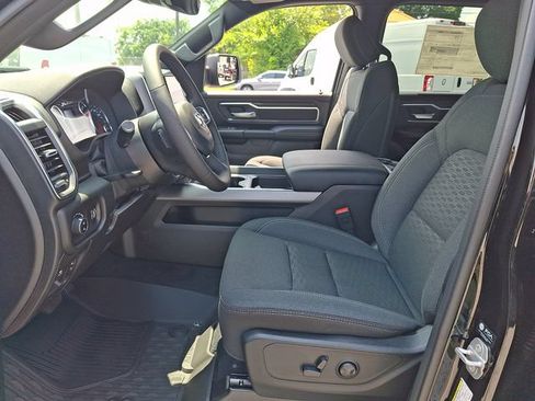 New 2026 RAM 1500 Big Horn AWD/4WD image 13