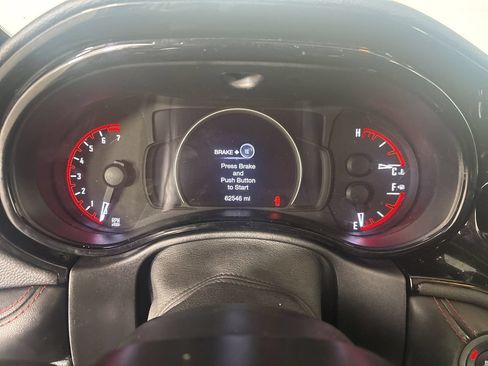 Used 2024 Dodge Durango GT RWD image 13
