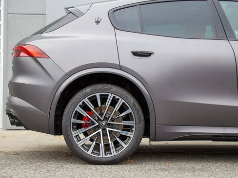 New 2025 Maserati Grecale Modena image 6