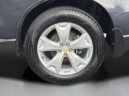 Used 2015 Subaru Forester 2.5i Premium w/ All-Weather Package image 8