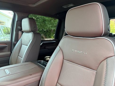 New 2026 GMC Sierra 2500 Denali w/ Technology Package AWD/4WD image 17