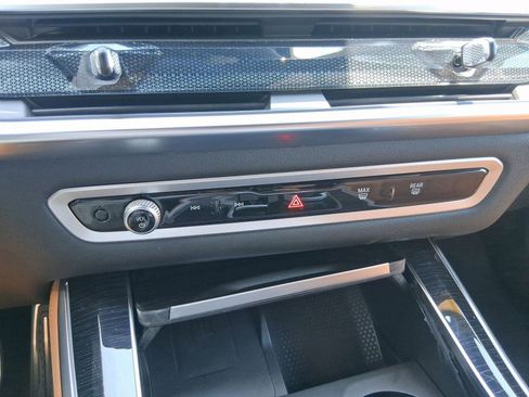 Used 2026 BMW X5 xDrive40i w/ M Sport Package image 18