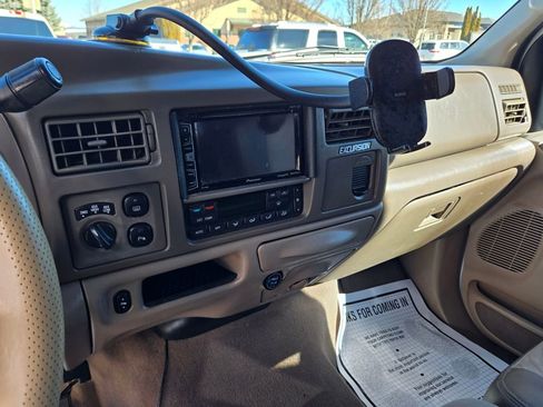 Used 2004 Ford Excursion Eddie Bauer image 15