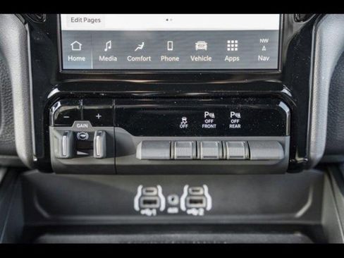 New 2025 RAM 1500 Big Horn image 27