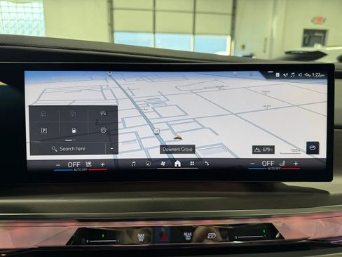 Used 2024 BMW 760i xDrive image 22