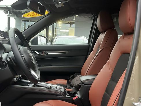 Certified 2025 MAZDA CX-5 Carbon Edition image 10