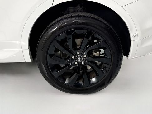 Certified 2025 Land Rover Discovery Sport S AWD/4WD image 32