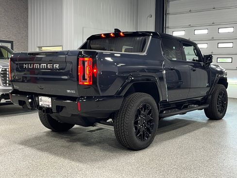 New 2025 GMC Hummer EV 2X image 5
