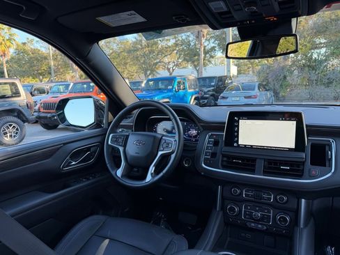 Used 2023 Chevrolet Tahoe Z71 w/ Z71 Off-Road Package image 37