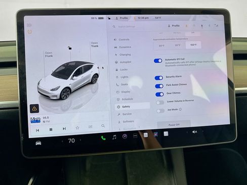 Used 2025 Tesla Model Y Long Range image 44