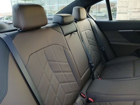 New 2025 BMW 530i 530i Retired Loaner w/ M Sport Package image 12