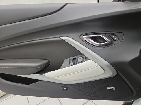Used 2023 Chevrolet Camaro LT w/ Technology Package RWD image 20
