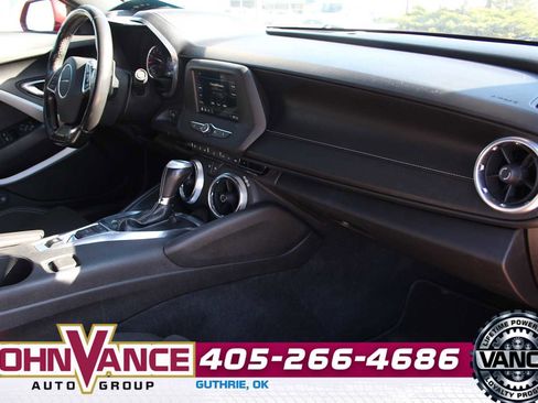 Used 2019 Chevrolet Camaro LT image 13
