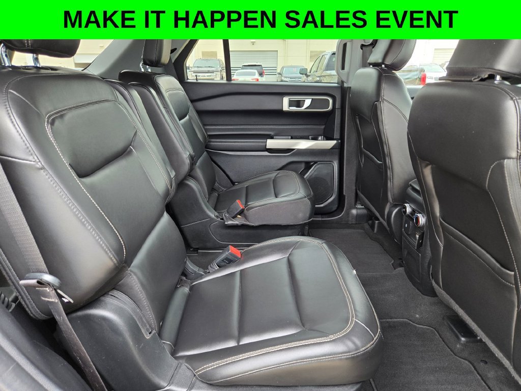 Used 2022 Ford Explorer XLT w/ Equipment Group 202A AWD/4WD image 26