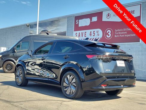 Used 2025 Nissan Ariya Platinum AWD/4WD image 2