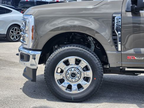 New 2026 Ford F250 King Ranch w/ Chrome Package AWD/4WD image 6