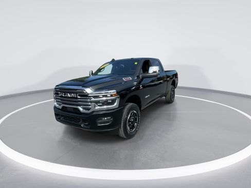 Used 2026 RAM 2500 Laramie AWD/4WD image 6