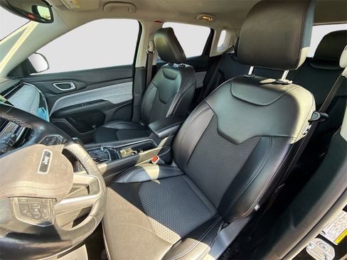 Used 2022 Jeep Compass Latitude w/ Convenience Group image 18