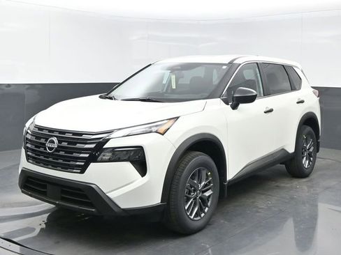 New 2026 Nissan Rogue S FWD image 1
