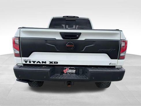 Used 2021 Nissan Titan PRO-4X w/ Pro-4x Convenience Package AWD/4WD image 6