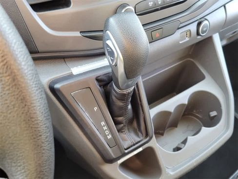 Used 2022 Ford Transit 350 XLT image 19