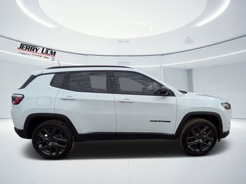 New 2026 Jeep Compass Latitude w/ Sun and Sound Group image 2