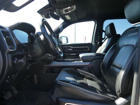 Used 2023 RAM 1500 Laramie AWD/4WD image 20