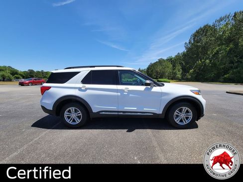 Certified 2021 Ford Explorer XLT w/ Equipment Group 202A AWD/4WD image 7