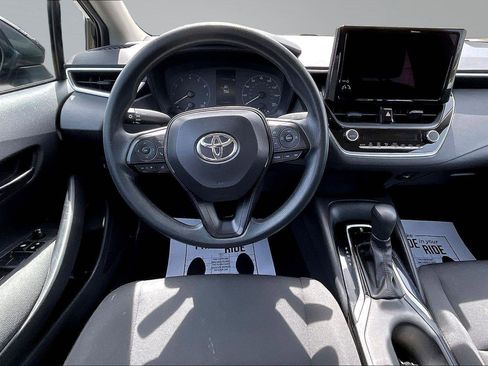 Used 2024 Toyota Corolla LE FWD image 5