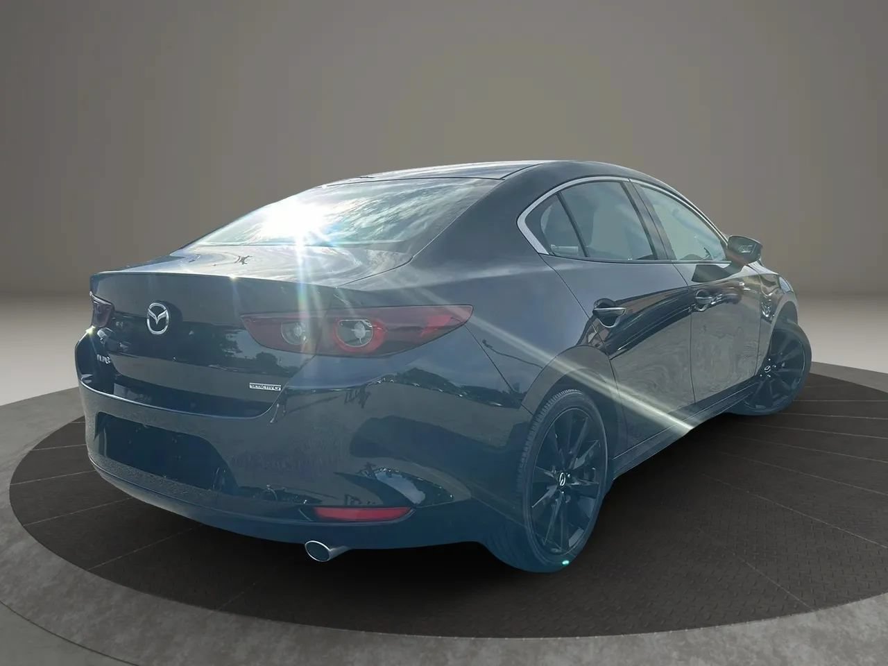 Used 2024 MAZDA MAZDA3 s FWD image 5