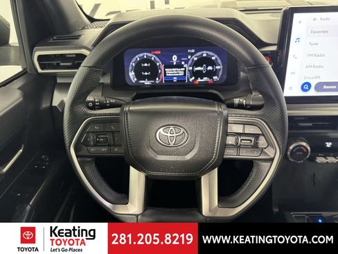 Certified 2025 Toyota Tacoma TRD Sport image 26