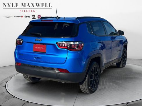 New 2026 Jeep Compass Latitude image 16
