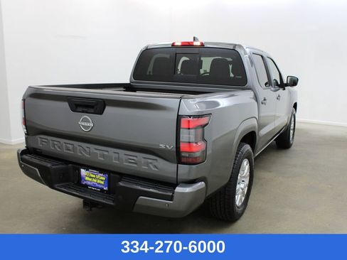 Used 2024 Nissan Frontier SV w/ SV Convenience Package image 4